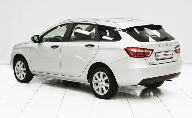 Lada Vesta