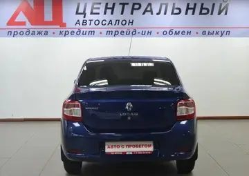 Renault Logan Вид 4
