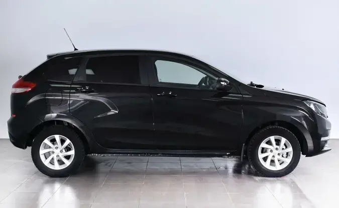 Lada XRAY