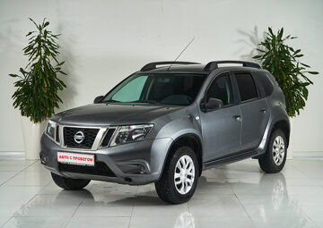 Nissan Terrano Вид 1
