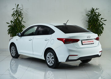 Hyundai Solaris Вид 4