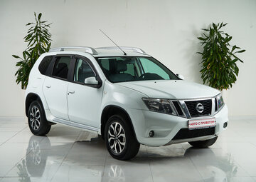 Nissan Terrano Вид 3