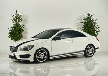 Mercedes benz CLA Вид 1