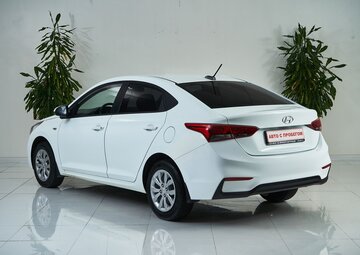 Hyundai Solaris Вид 4