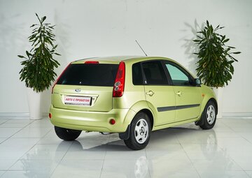 Ford Fiesta Вид 5