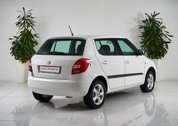 Skoda Fabia Вид 5