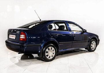 Skoda Octavia Вид 2