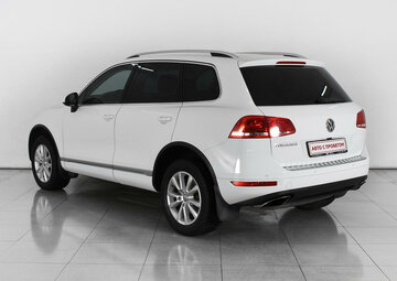Volkswagen Touareg Вид 3