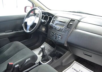 Nissan Tiida Вид 5
