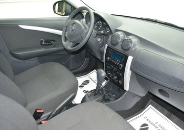 Nissan Almera Вид 5