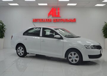 Skoda Rapid Вид 2